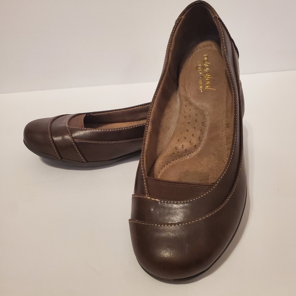 Natural Soul Vegan Glamour Brown Women’s Flats Size 6.5 - Picture 3 of 8